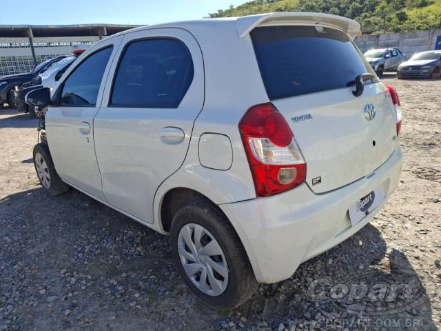 2017 TOYOTA ETIOS 