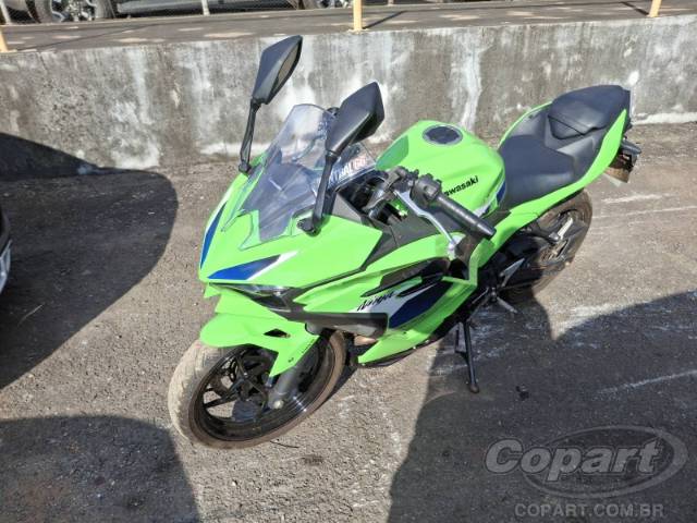 2026 KAWASAKI NINJA 500 