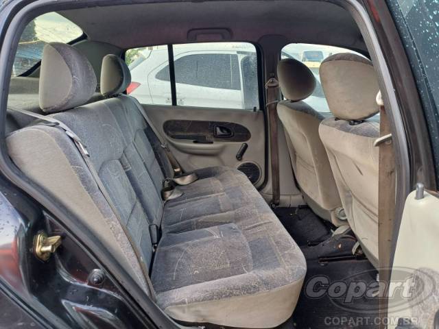 2006 RENAULT CLIO SEDAN 