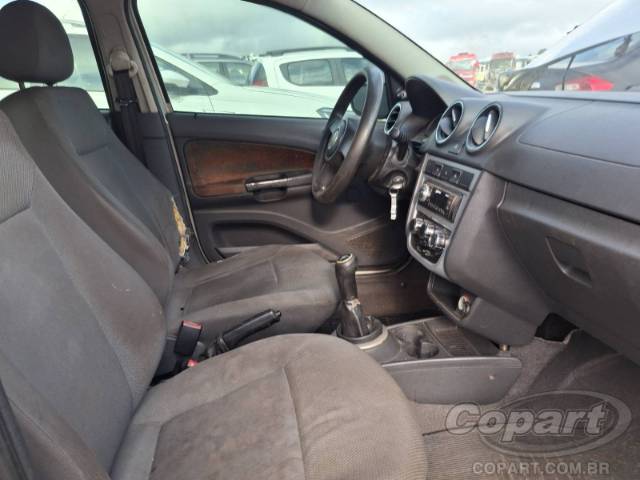 2009 VOLKSWAGEN GOL 