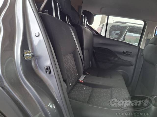 2025 NISSAN Kicks Play 