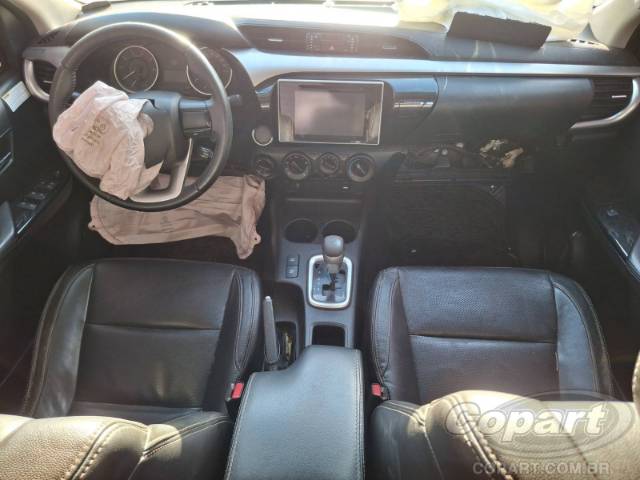 2017 TOYOTA HILUX CD 
