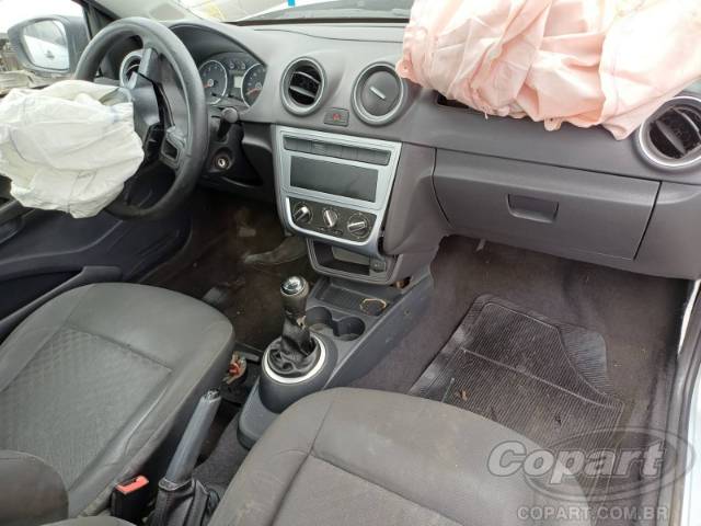 2016 VOLKSWAGEN SAVEIRO 