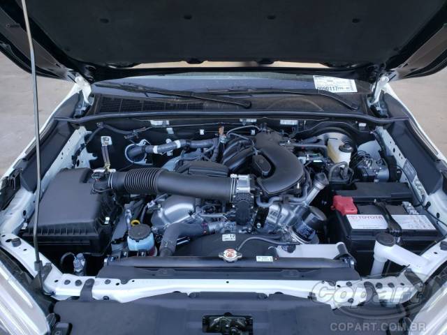 2020 TOYOTA HILUX 