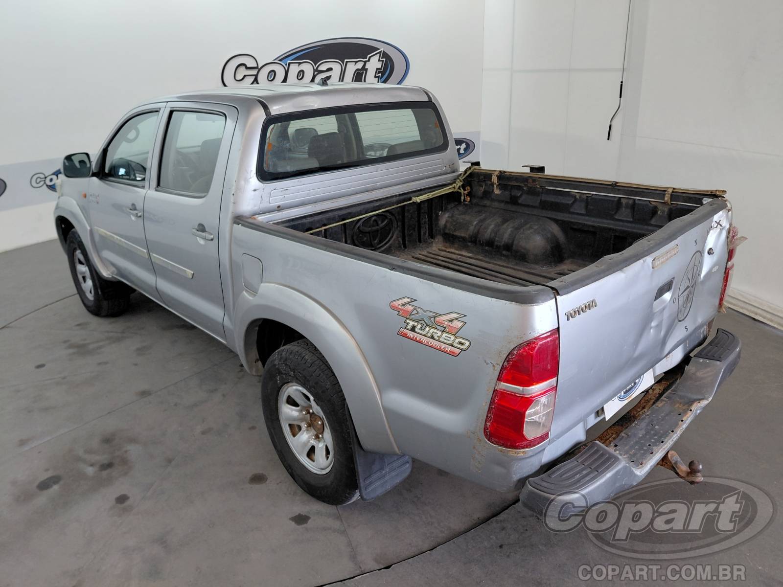 2015 TOYOTA HILUX CD — foto 3 de 11