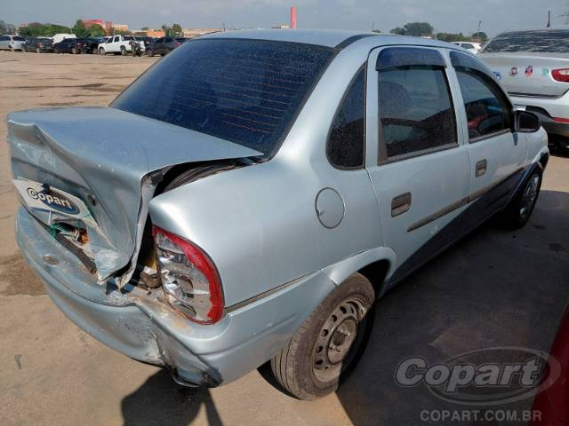 2005 CHEVROLET CLASSIC 