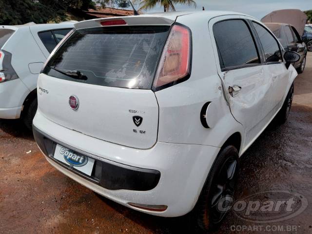 2016 FIAT PUNTO 
