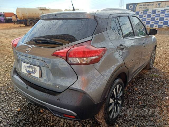 2019 NISSAN KICKS 