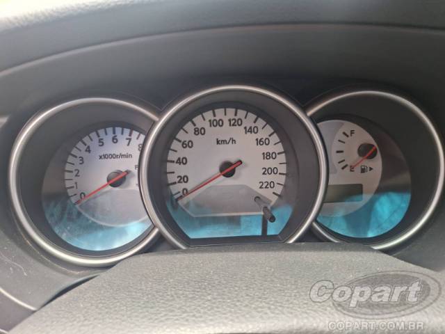 2014 NISSAN GRAND LIVINA 