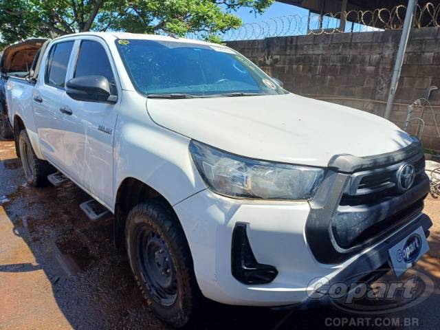 2024 TOYOTA HILUX CD 