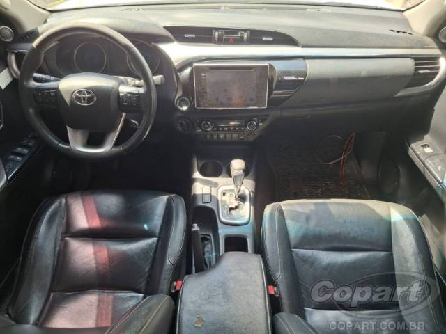 2017 TOYOTA HILUX CD 