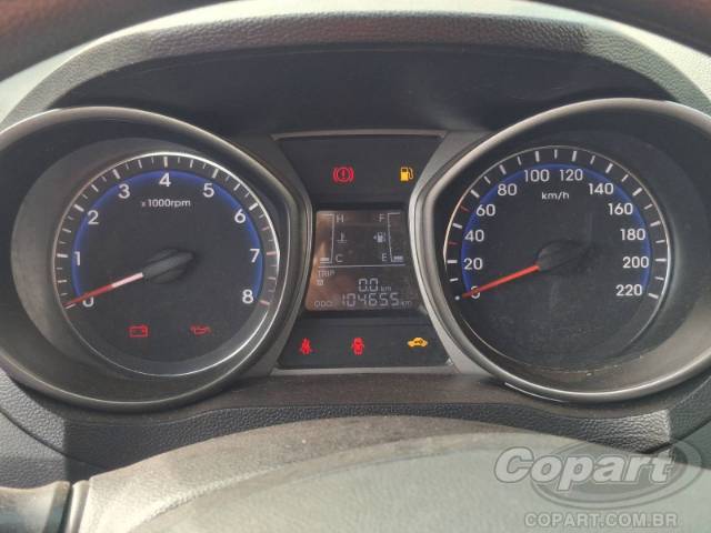 2015 HYUNDAI HB20S 