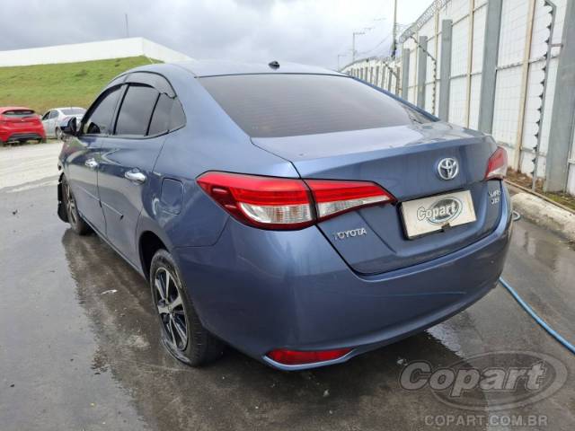 2019 TOYOTA YARIS SEDA 