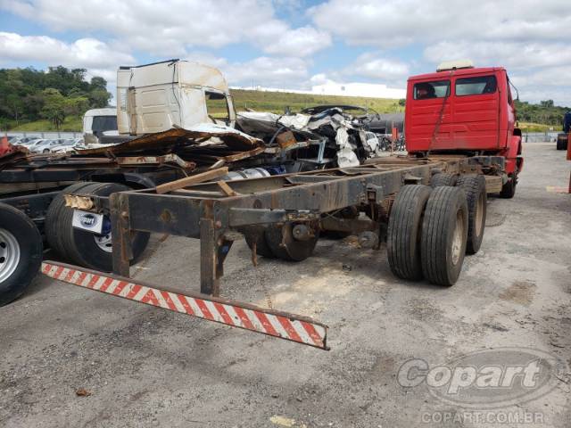 2010 MERCEDES BENZ L-1620 