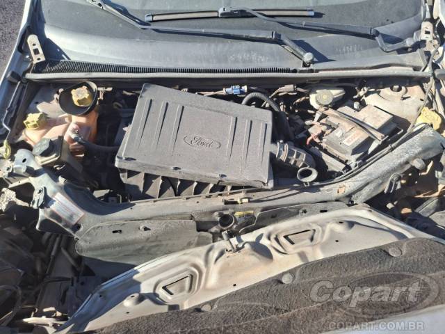 2011 FORD FIESTA SEDAN 