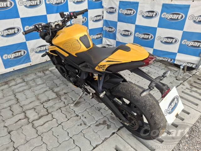 2023 TRIUMPH STREET TRIPLE 