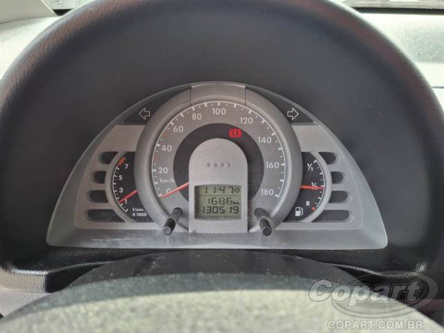 2005 VOLKSWAGEN FOX 