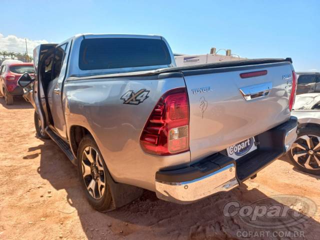 2019 TOYOTA HILUX CD 