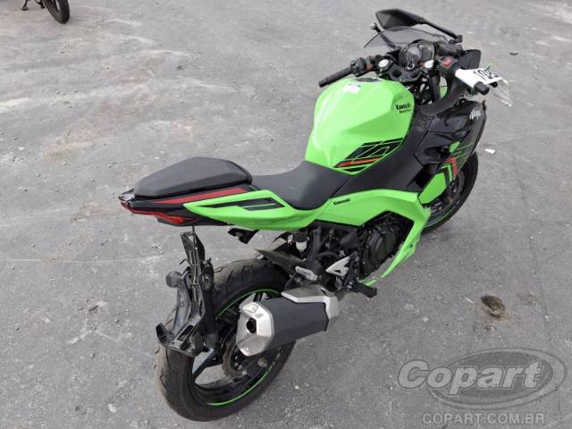 2024 KAWASAKI NINJA 400 