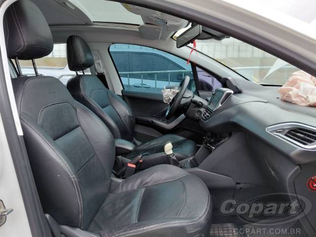 2015 PEUGEOT 208 