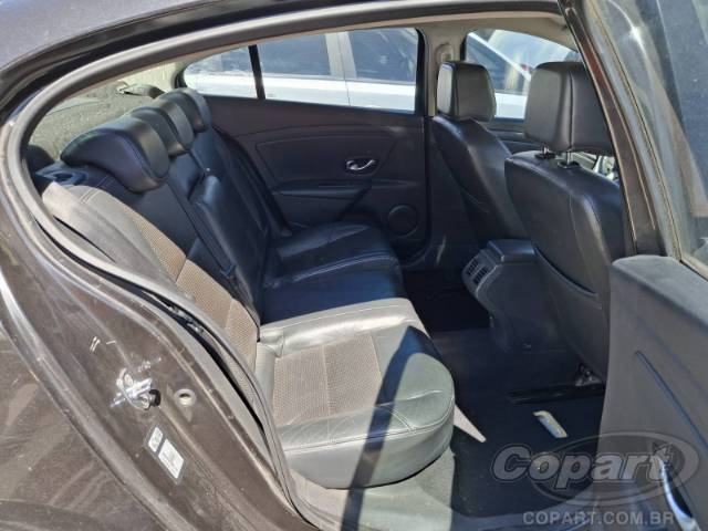 2011 RENAULT FLUENCE 