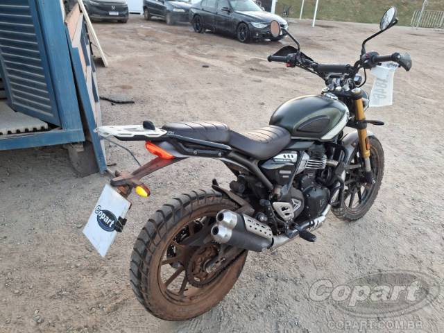 2024 TRIUMPH SCRAMBLER 