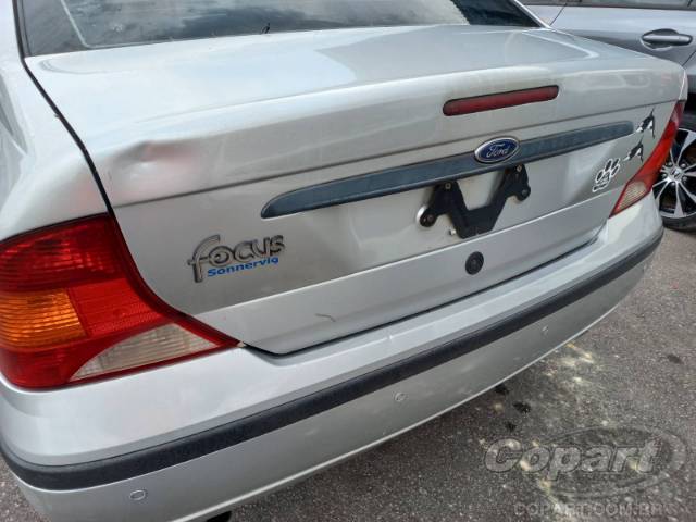 2006 FORD FOCUS SEDAN 