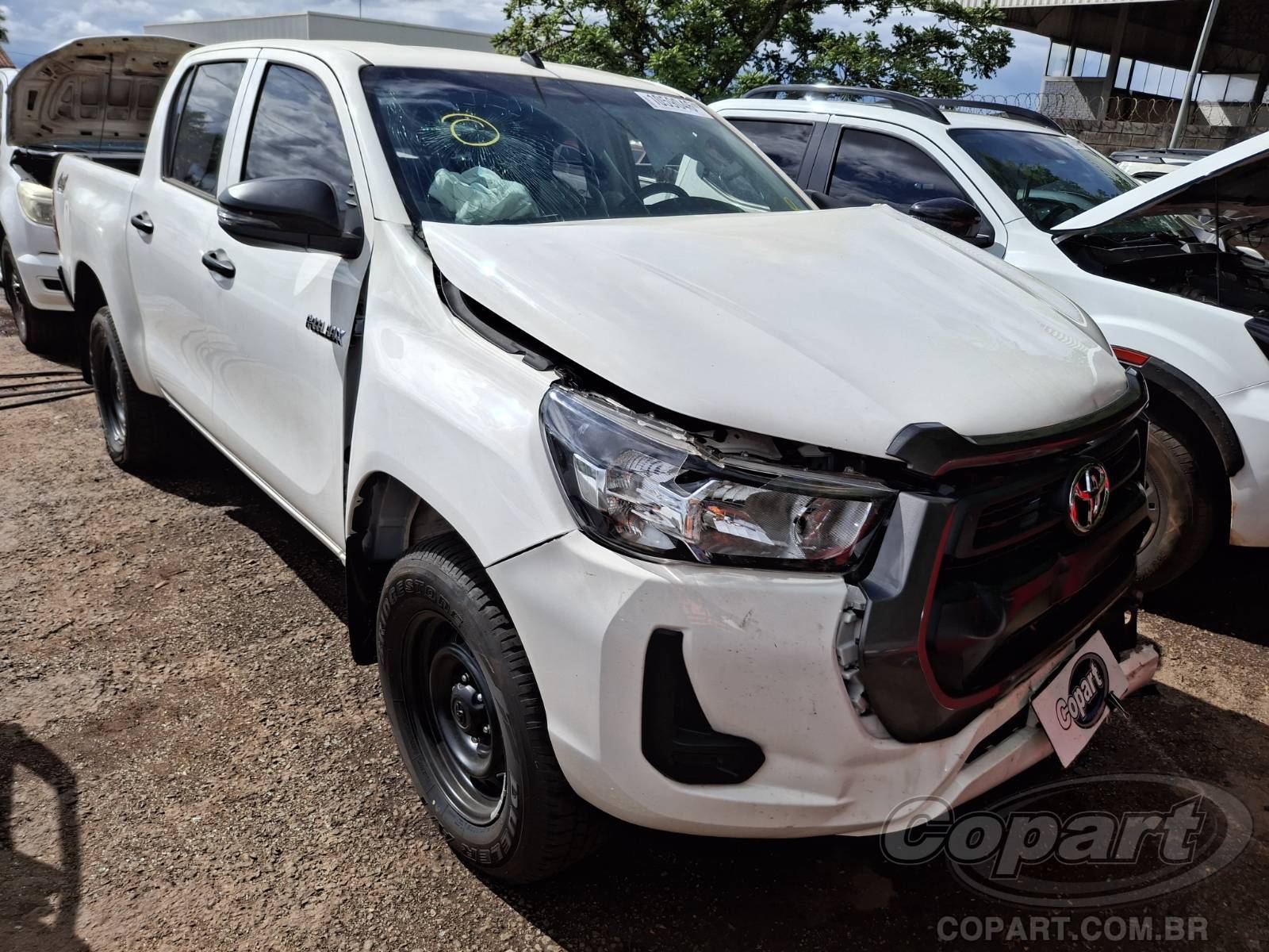 2025 TOYOTA HILUX CD