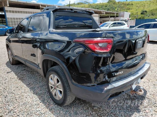2017 FIAT TORO 