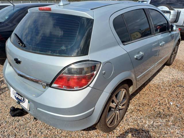 2011 CHEVROLET VECTRA HATCH 