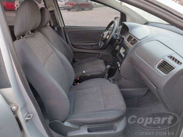 2013 VOLKSWAGEN FOX 
