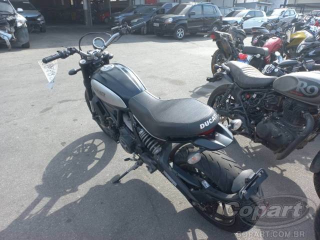 2016 DUCATI SCRAMBLER 