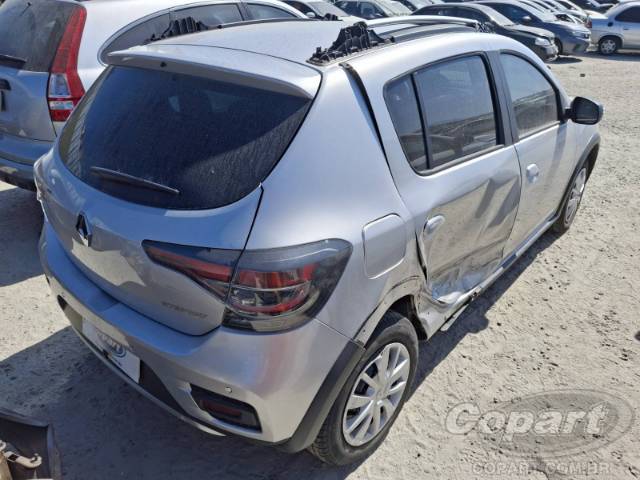 2025 RENAULT SANDERO 