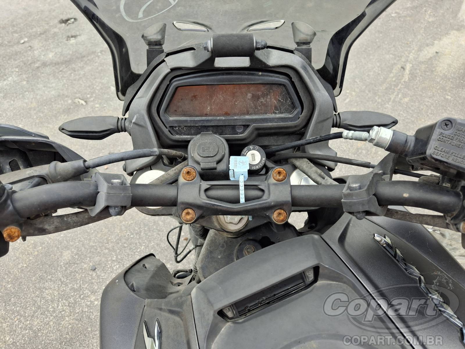 Foto 9 de 10: 2024 BAJAJ DOMINAR