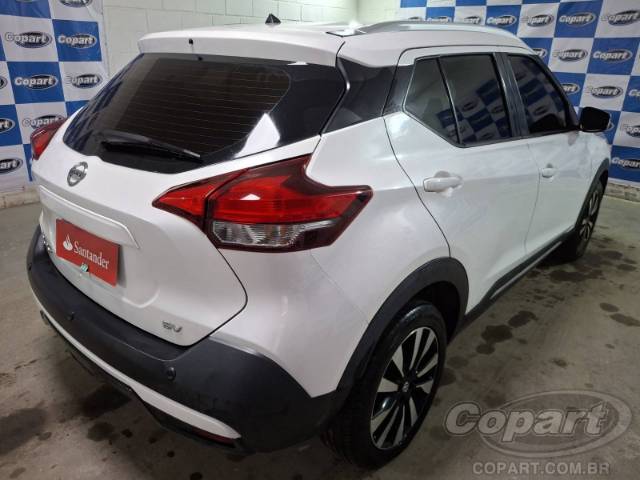 2019 NISSAN KICKS 