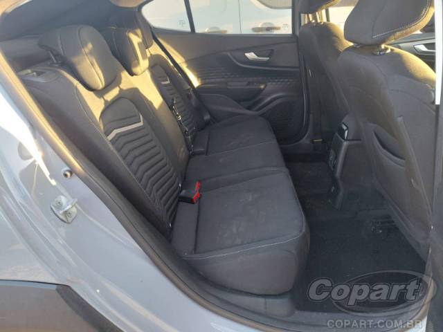 2025 FIAT FASTBACK 