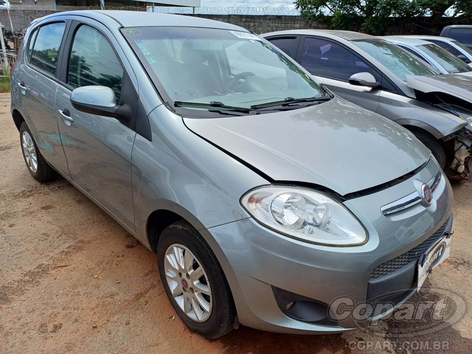 Veículo Fiat Palio Fiat Palio Attractive 1.0 Evo 2013 Colisão Média Monta 2013 em leilão