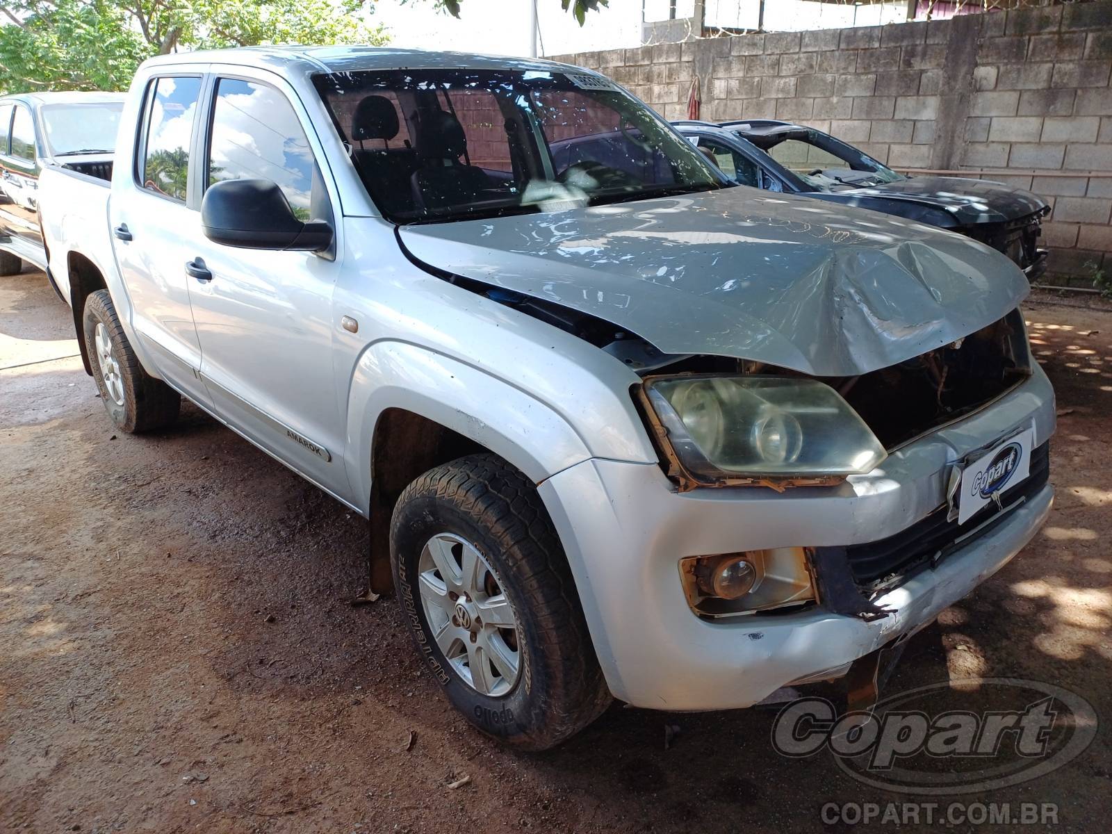 Veículo VOLKSWAGEN Amarok Volkswagen Amarok S 4Motion 2.0 TDI Turbo 2013 Médio Dano 2013 em leilão