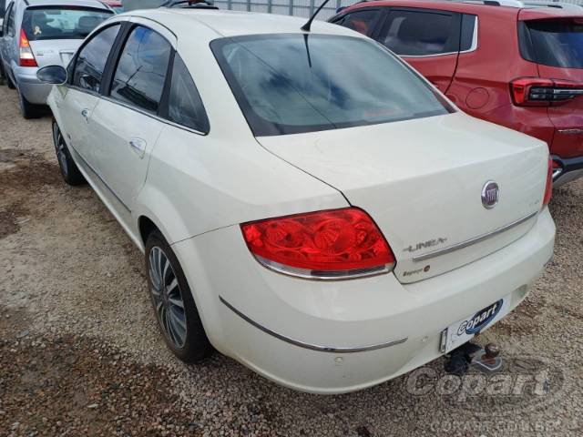 2013 FIAT LINEA 