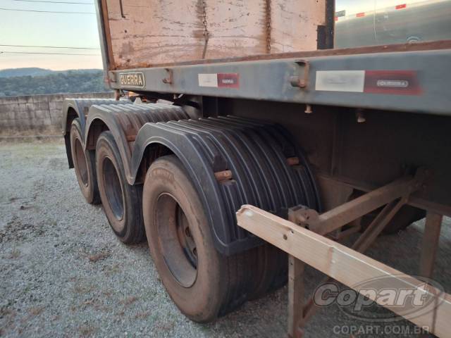 2015 GUERRA SEMI-REBOQUE 