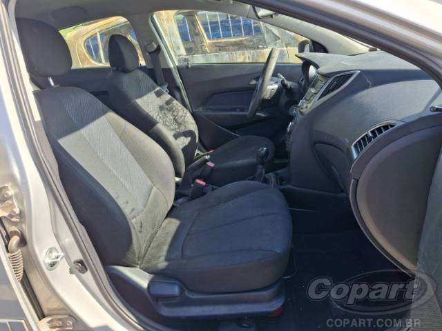 2014 HYUNDAI HB20S 