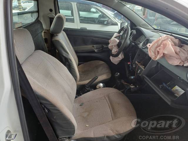 2015 VOLKSWAGEN SAVEIRO 