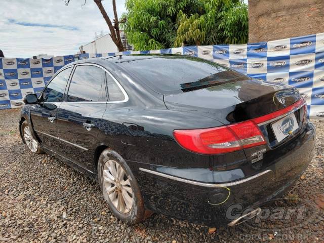 2011 HYUNDAI AZERA 