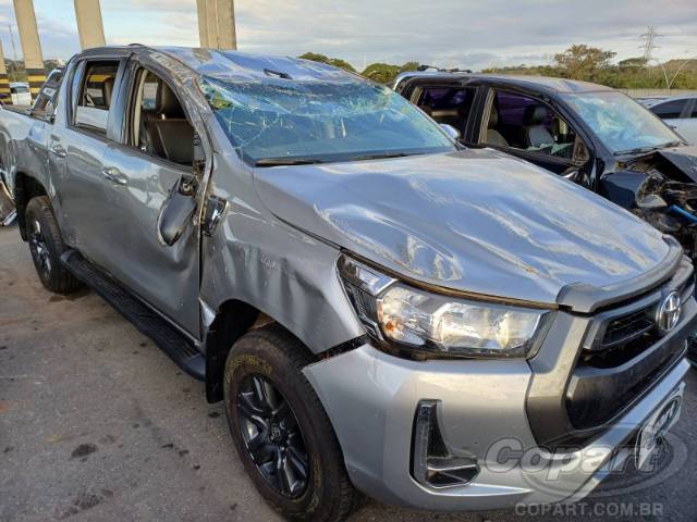 2024 TOYOTA HILUX CD 