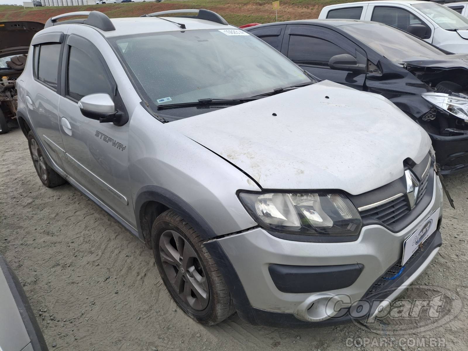 Veículo Renault Sandero 2016 RENAULT SANDERO Stepway 1.6 Hi-Power 2016 em leilão
