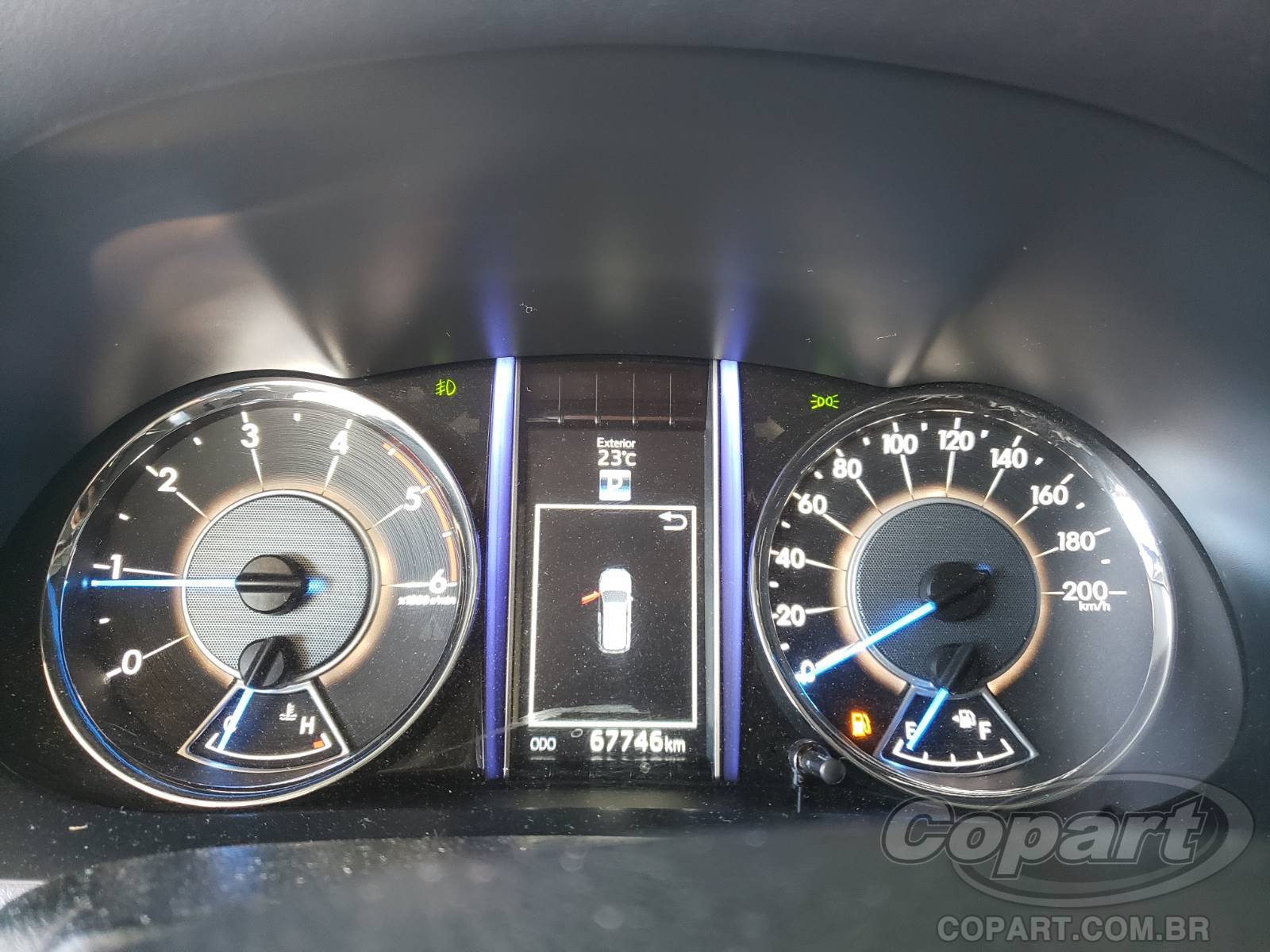 Foto 8 de 10: 2017 TOYOTA HILUX SW4