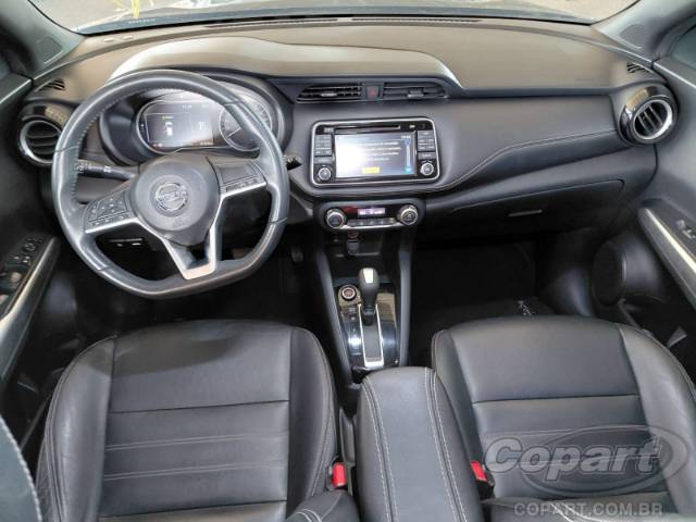 2017 NISSAN KICKS 
