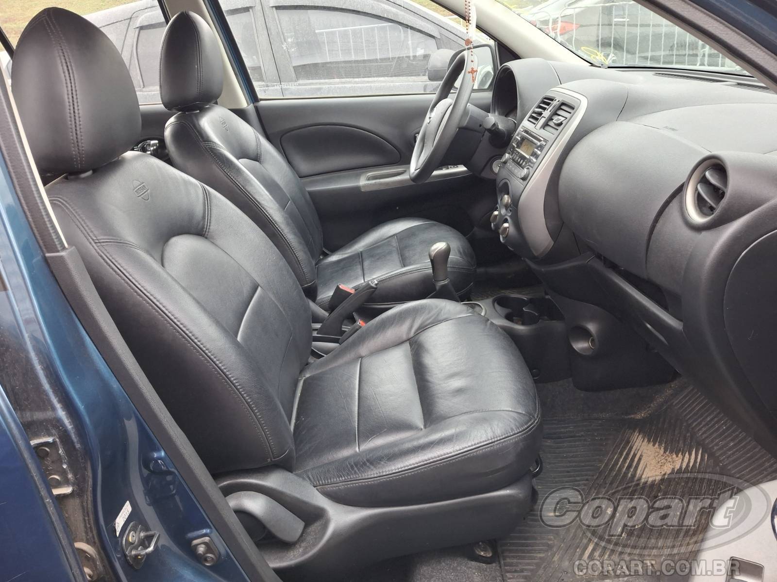 Foto 5: 2015 NISSAN MARCH