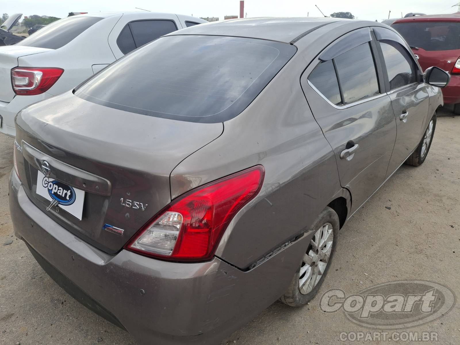 2018 NISSAN VERSA — foto 4 de 14