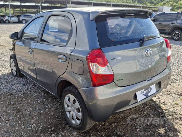 2015 TOYOTA ETIOS 